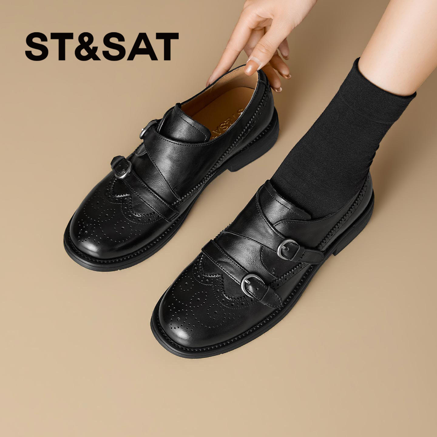 星期六真皮雕花布洛克通勤女鞋图片