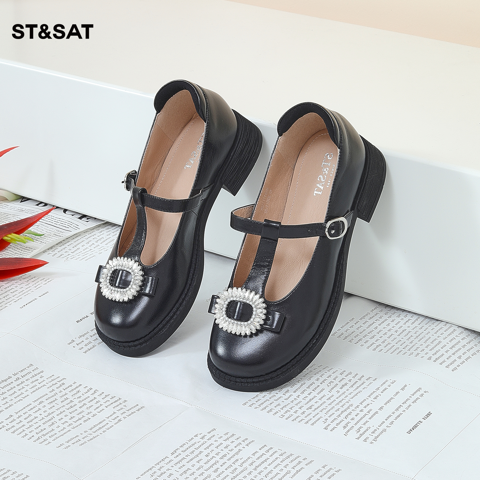 星期六法式玛丽珍单鞋春秋新款装饰水钻厚底JK女鞋SS31111128