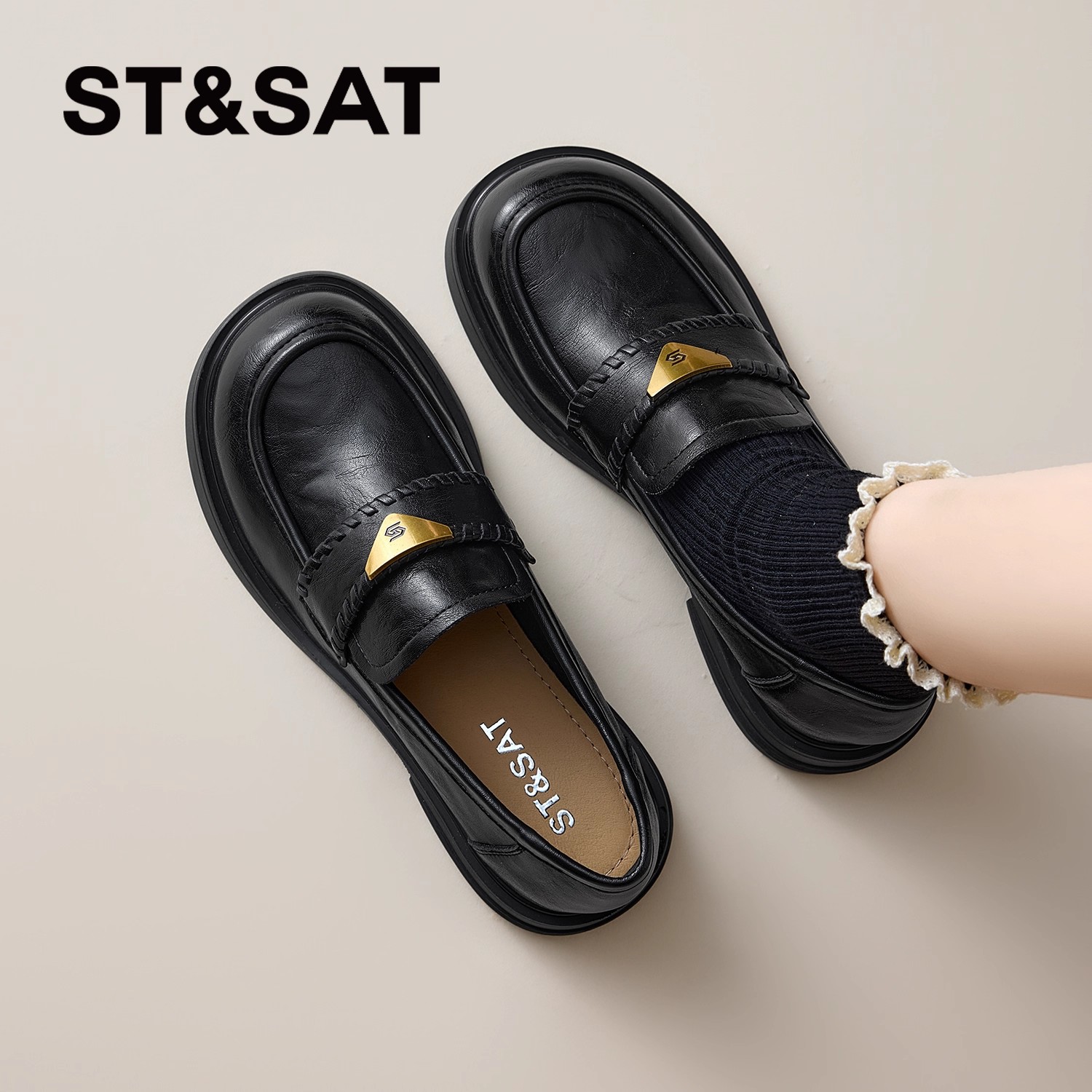 星期六厚底乐福鞋女黑色小皮鞋