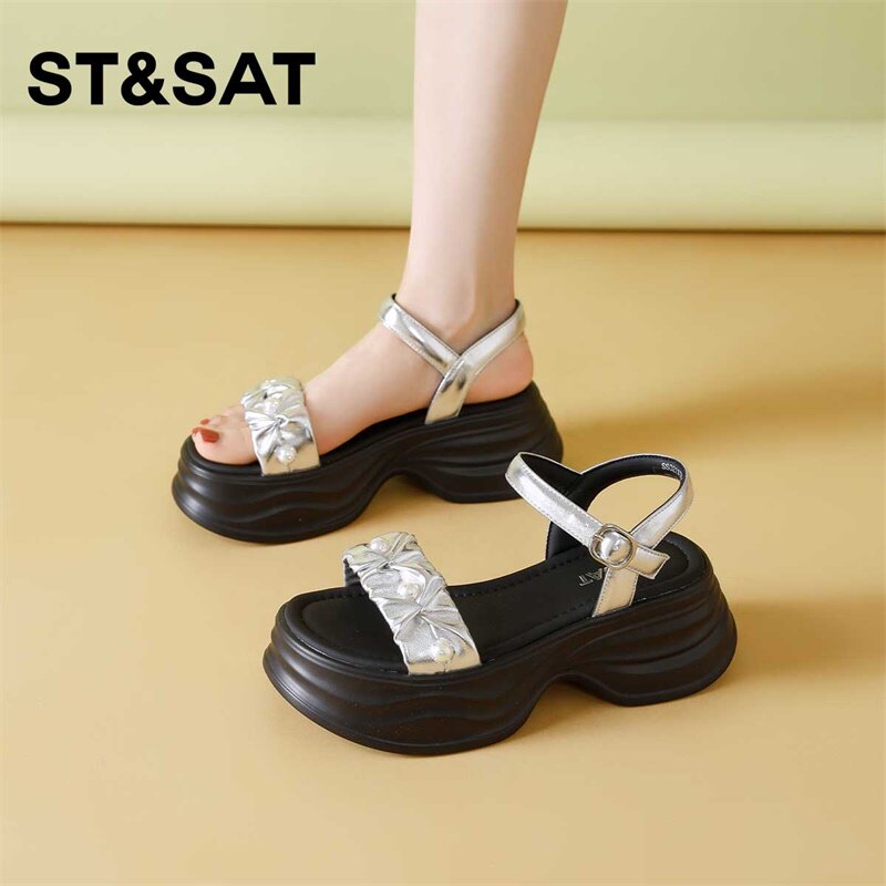 星期六厚底露趾凉鞋女新款夏季软底百搭珍珠配裙子一字带休闲凉鞋