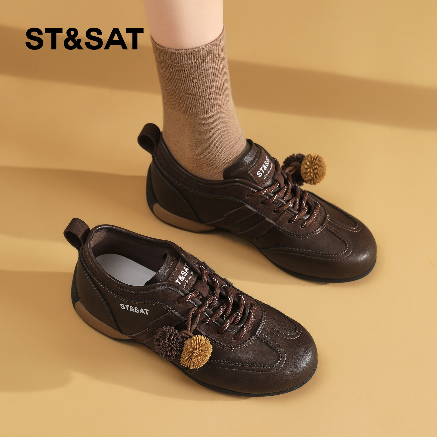 星期六厚底德训鞋女2025秋季新款舒适系带圆头单鞋毛球复古休闲鞋