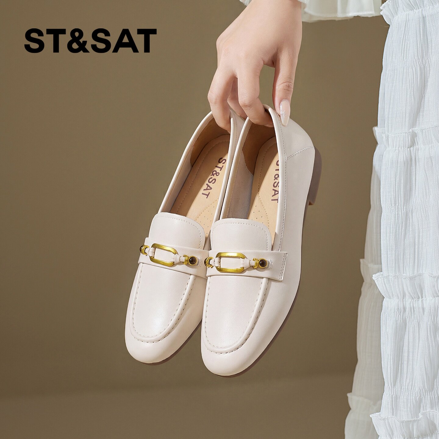 星期六乐福鞋女款2026新款夏一脚蹬真皮轻便懒人鞋轻薄软底休闲鞋