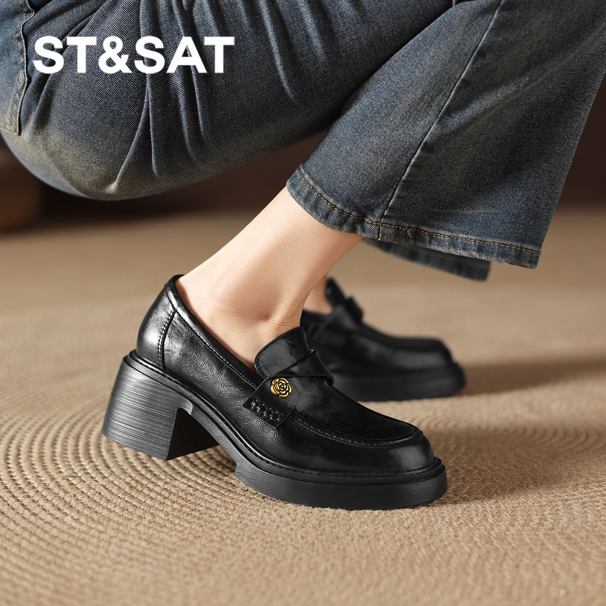 星期六黑色厚底乐福鞋女款新款夏季山茶花小皮鞋一脚蹬豆豆鞋