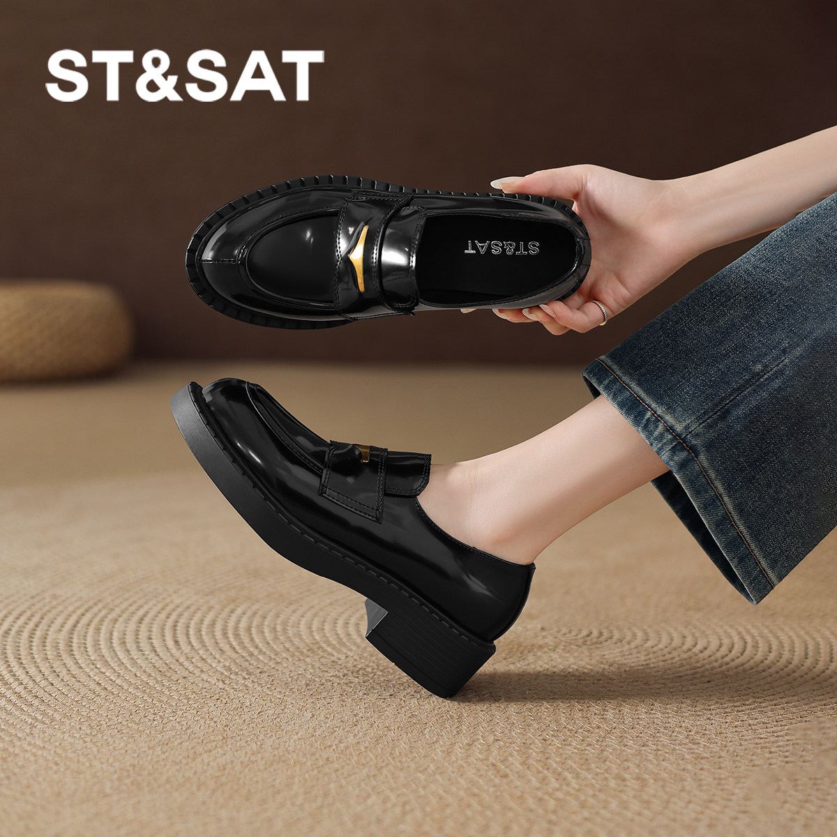 星期六黑色乐福鞋2026新款夏季一脚蹬女款英伦风小皮鞋女鞋子通勤