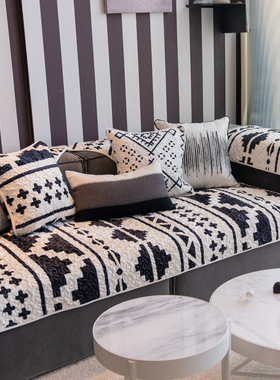 莫耐河Helsinki黑白简约现代沙发垫秋冬保暖防滑短毛绒坐垫套罩巾