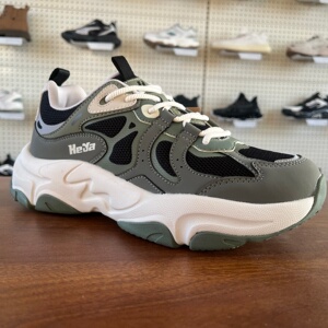 捡漏实体店260+撤柜春秋季软底轻便老爹男鞋日常百搭运动休闲鞋