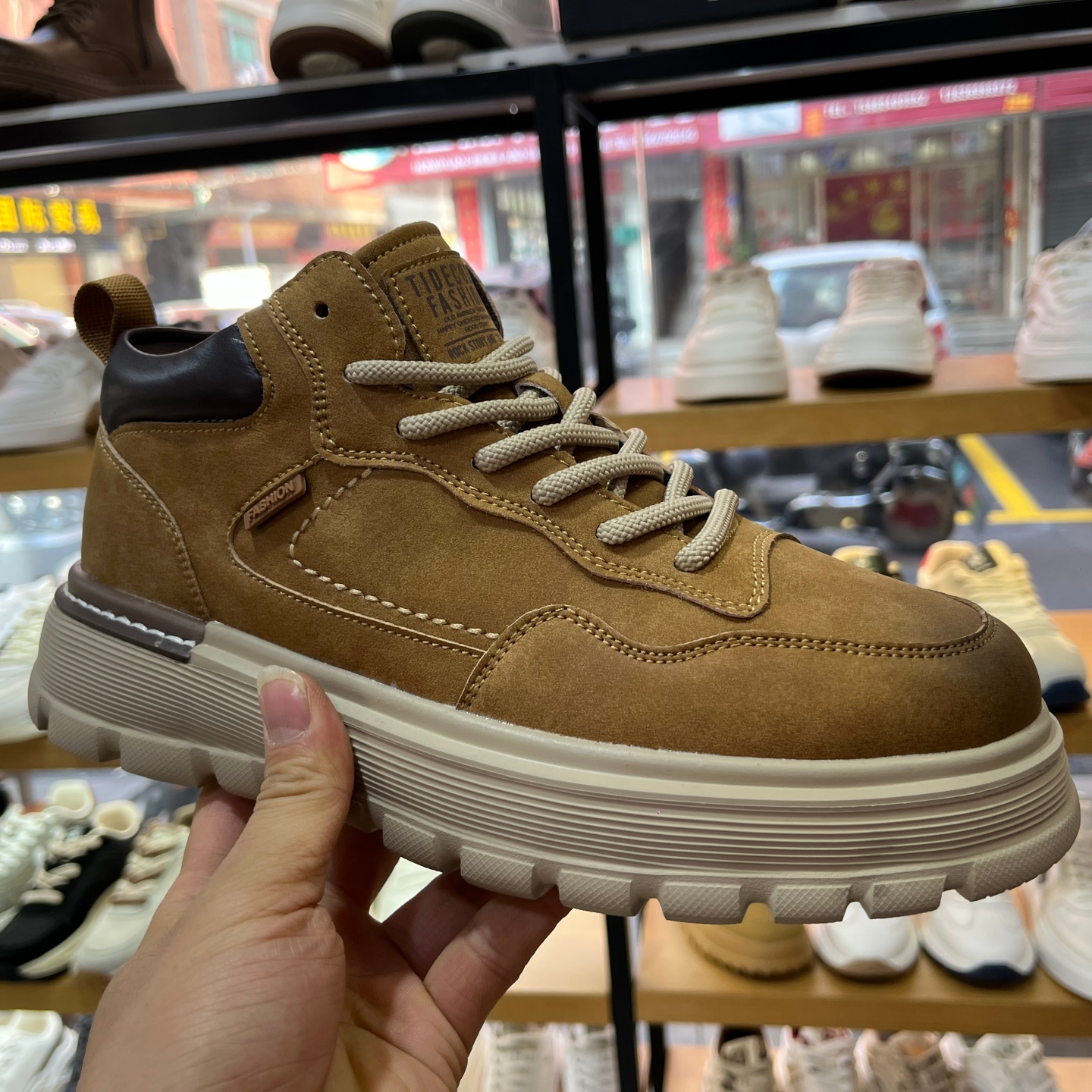 捡漏实体店250+撤柜冬季保暖男士休闲鞋轻便防滑韩版时尚皮鞋子