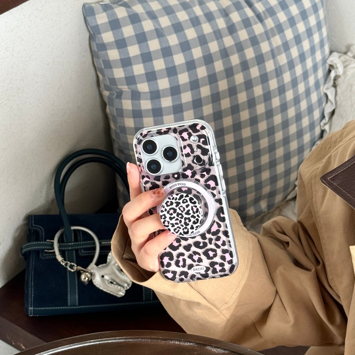 半透粉色豹纹圆边磁吸支架适用苹果14promax手机壳13新款iphone17promax韩系少女心16pro软壳防摔15pro保护套