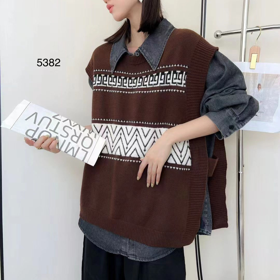 大码两件套马甲衬衣秋季新款2023胖mm宽松显瘦遮肚洋气上衣女5382