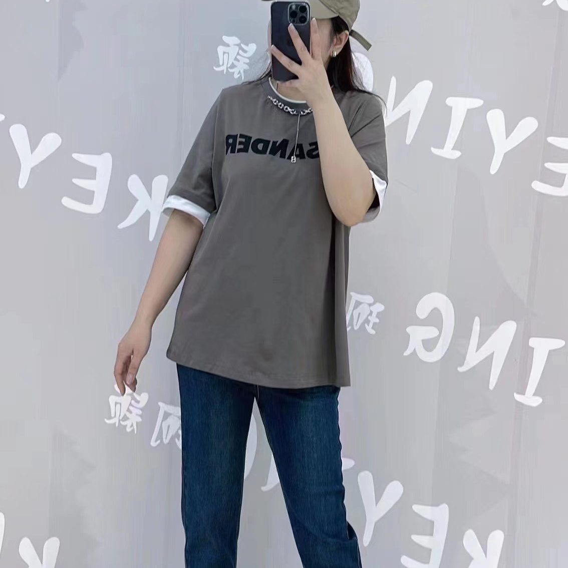 找客服领券～正品级宜语析3725大码短袖极简INS宽松灰色T恤字母