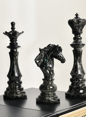 创意国际象棋家居电视酒柜玄关装饰水转印摆设皇后国王马摆件礼品