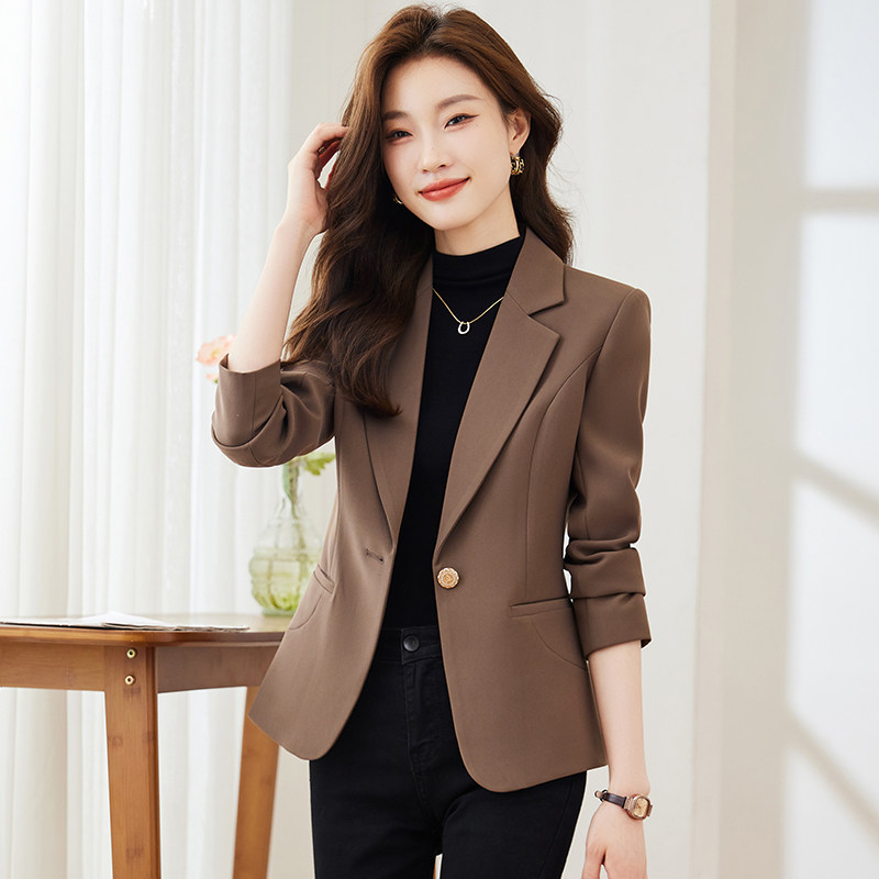 咖色西装外套女高级感2026新款高端气质小个子休闲女士西服上衣冬