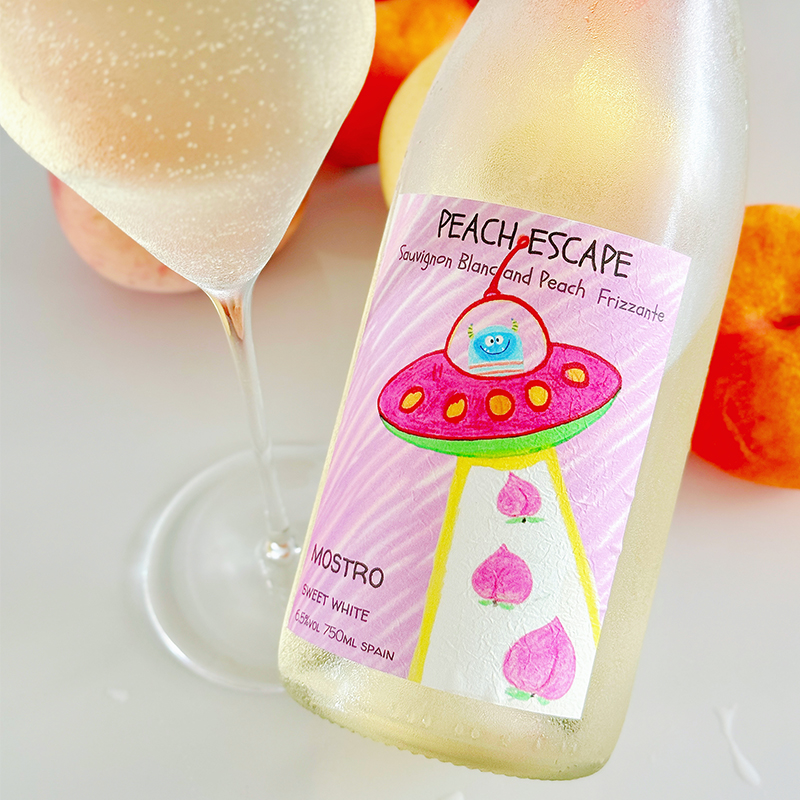 西班牙桃离地球长相思桃子起泡酒