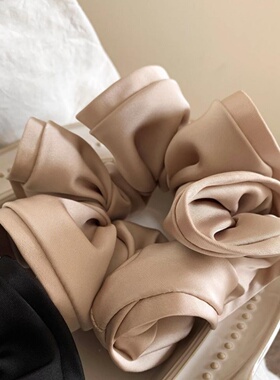 高货 立体精致 花苞缎面发圈气质优雅百搭肠圈简约发绳头花