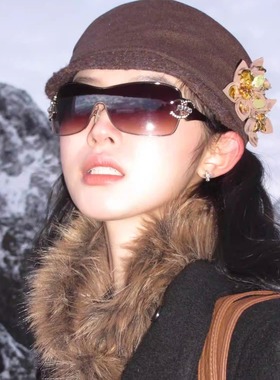 404的店大框一体钻石墨镜千禧风