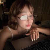 404 店复古大框椭圆金属眼镜素颜穿搭y2K甜酷辣妹凹造型时髦镜框