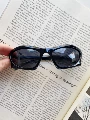 Black Frame, Grey Lens