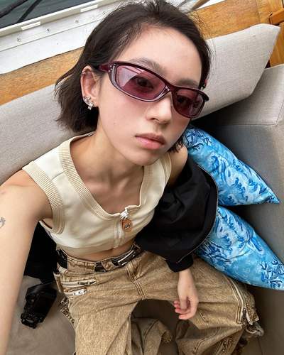 404的店潮流矩形绕式骑行墨镜