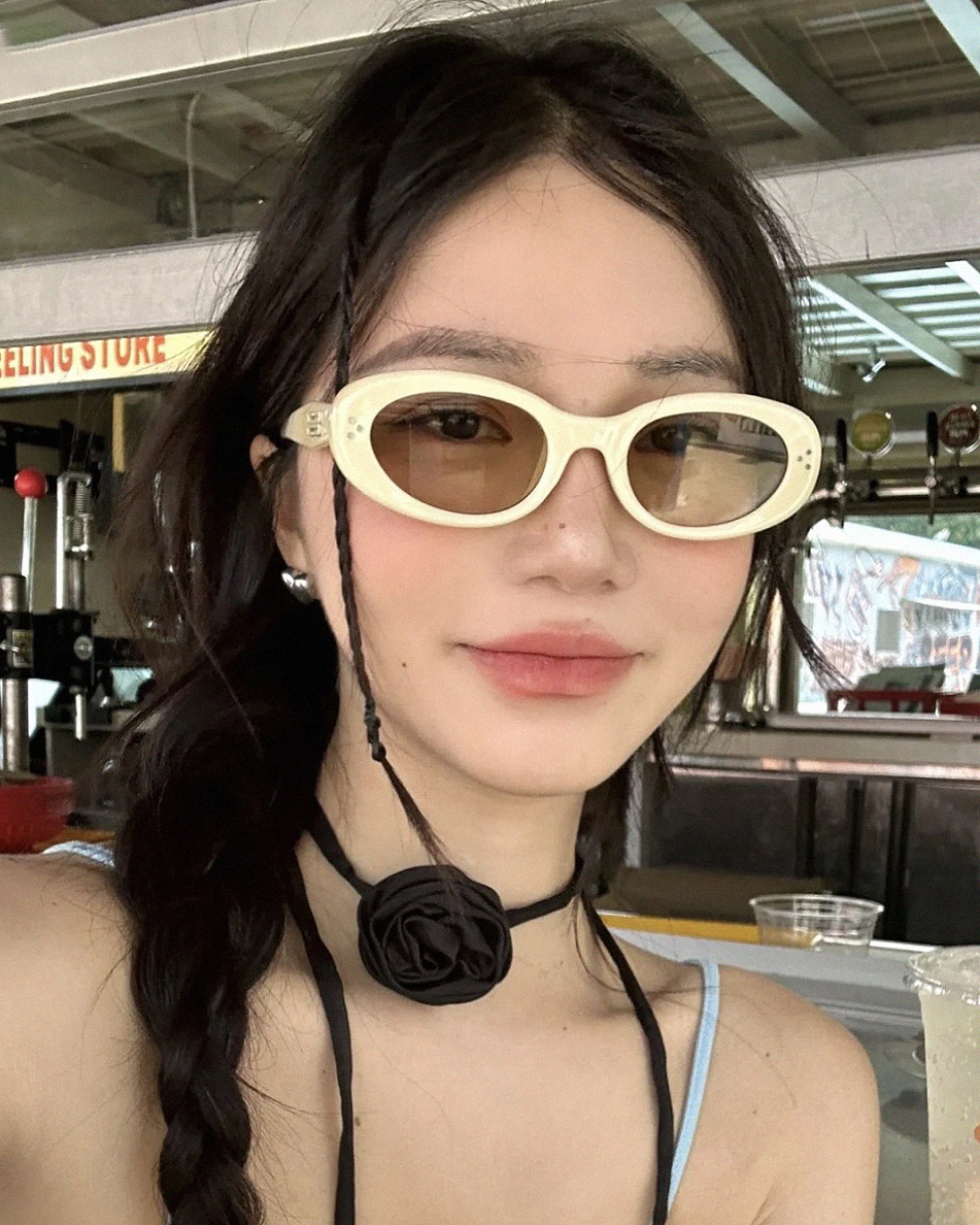 韩版复古椭圆时髦甜妹墨镜