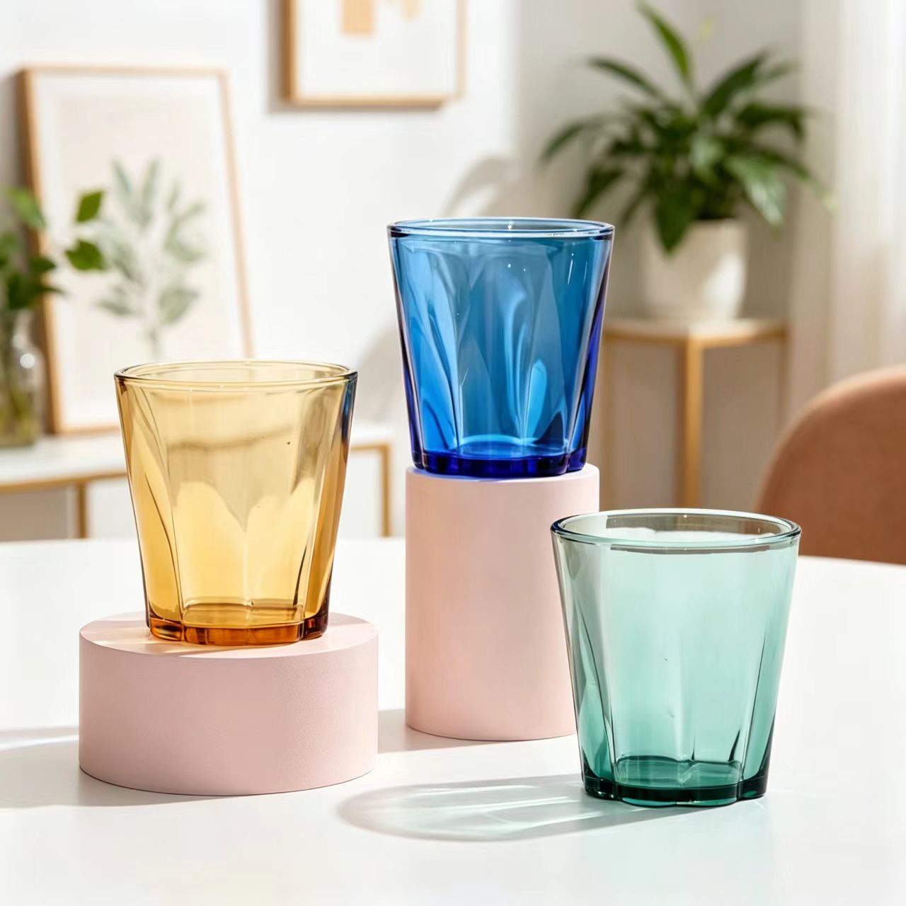 高颜值彩色耐热果汁玻璃杯