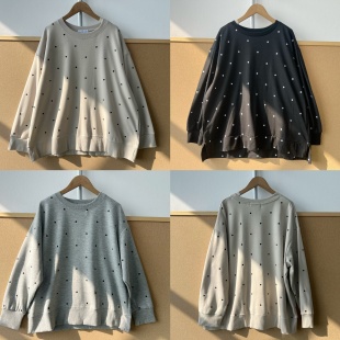 卫衣秋冬舒适复古慵懒风显瘦圆领上衣J26 18简约波点长袖