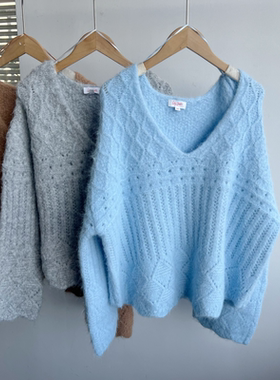 2F-6大码秋冬款长袖针织套头衫糖果色V领镂空设计百搭洋气D25-4