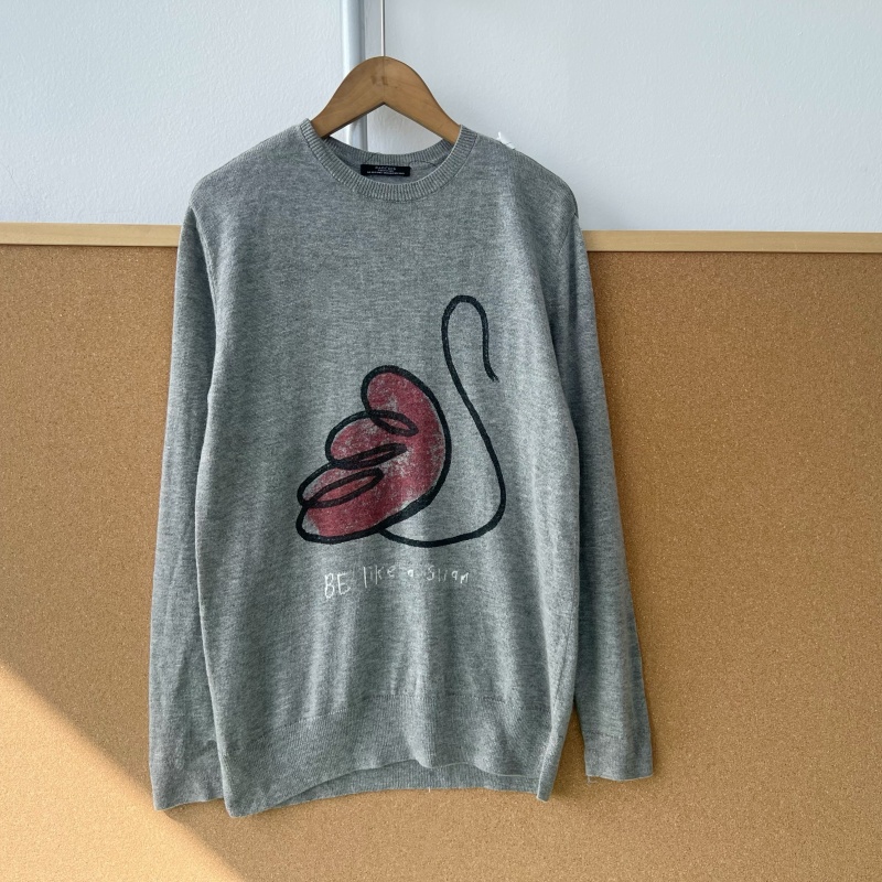 2S-89长袖趣味印花套头日潮老钱风松弛感侧边开叉圆领百搭Y25-10