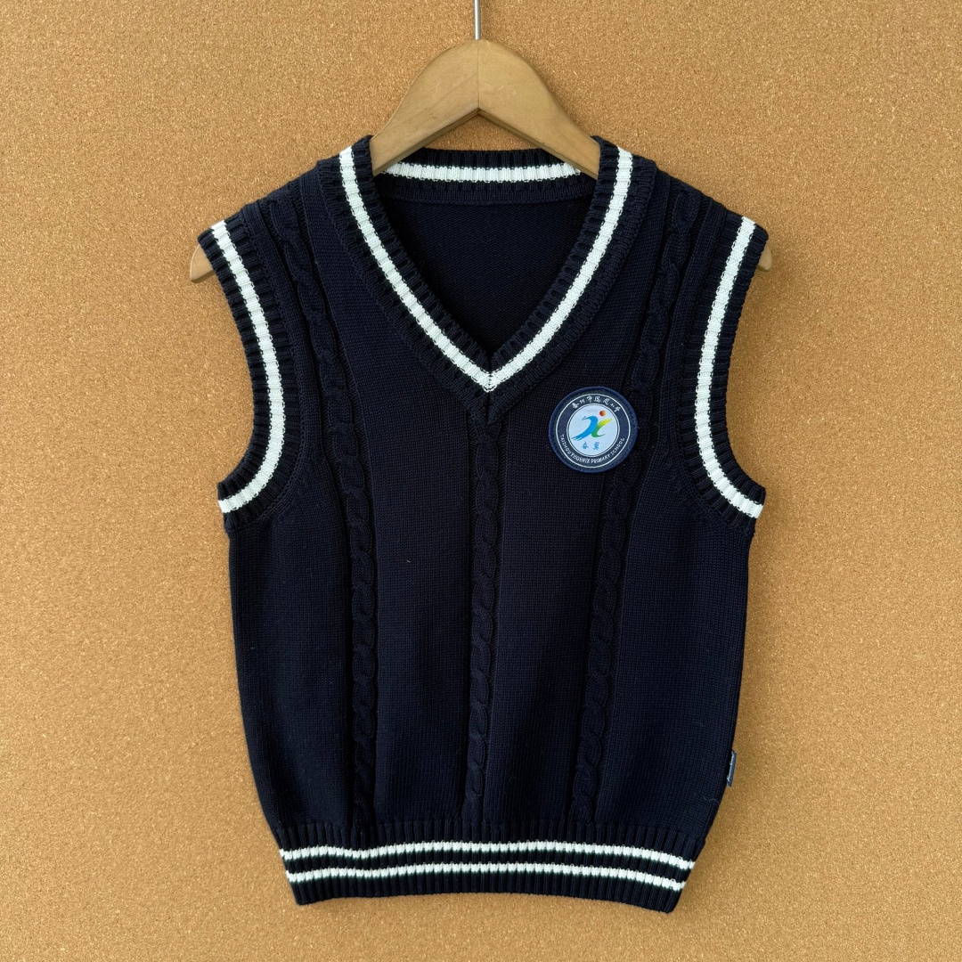 2J1-57儿童纯棉丈青色V领有弹针织无袖马甲叠穿亲子款学院风Z25-9