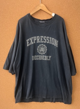 2I1-25圆领深灰色短袖T恤裂纹字母印花设计时尚宽松百搭上衣Z25-9