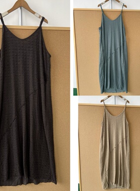 3G-19女士无袖吊带连衣裙夏季薄款宽松遮肉裂痕设计感内搭Y26-2