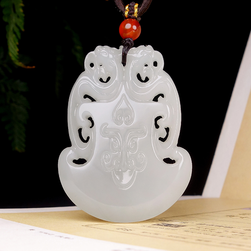 精选【天石玉器】新疆和田玉烟灰府上有龙挂件和田玉龙牌子