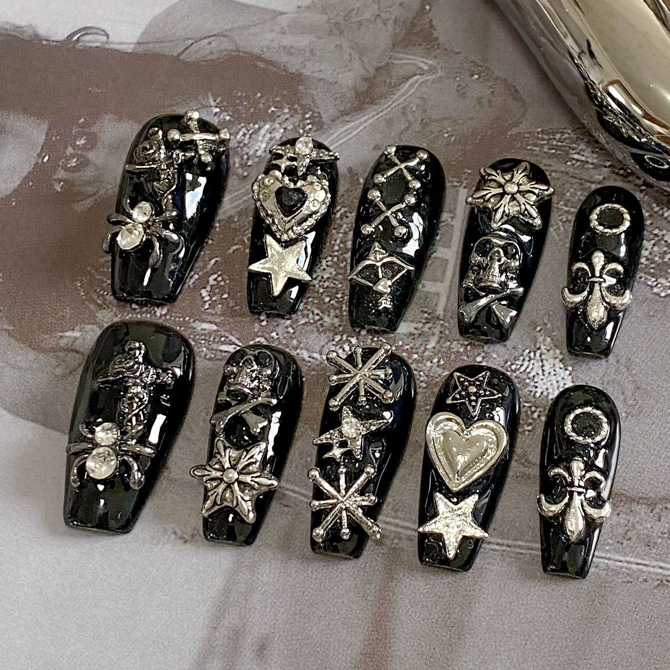 暗黑纯手工手工穿戴黑色辣妹复古朋克可拆卸金属反复美甲指甲贴片