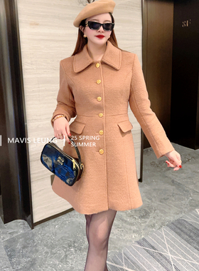 MAVIS LEUNG 精致老钱风 美拉德羊驼颗粒长毛呢翻领收腰裙摆大衣