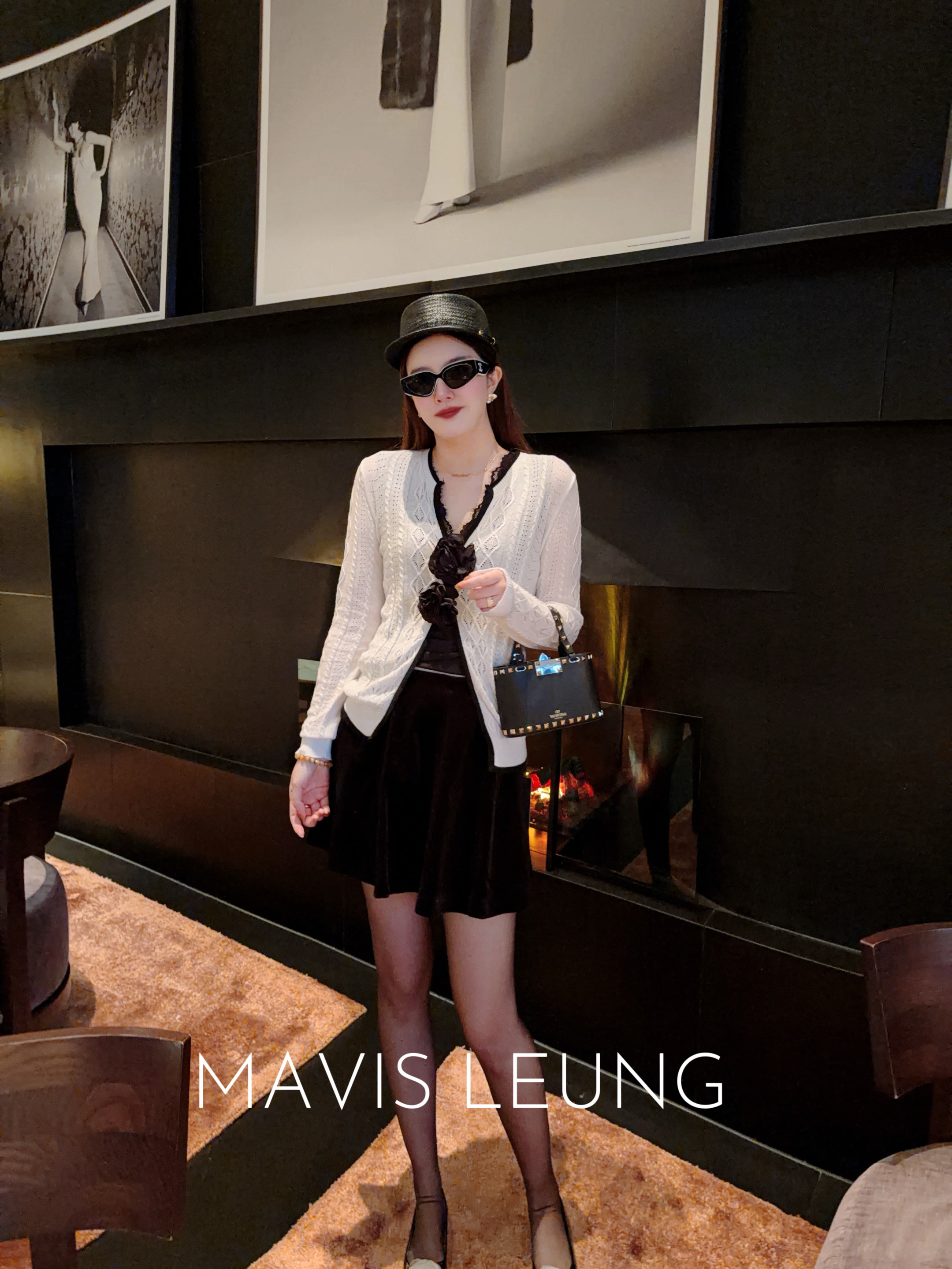 MAVIS LEUNG 慵懒态度 黑白反差包边撞色立体花针织+蕾丝背心套装