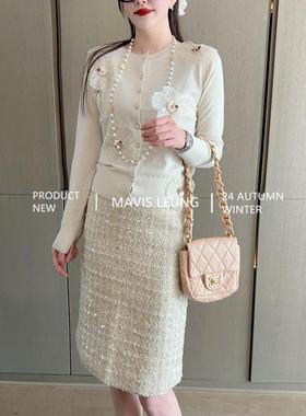MAVIS LEUNG 岁月静好 闪闪亮丝立体花朵香槟色羊毛开衫+半身裙