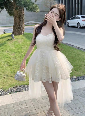 公主风礼服连衣裙女春夏2024新款收腰显瘦露背网纱拼接抹胸蓬蓬裙