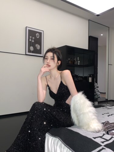 实拍实价 黑色礼服裙闪闪镂空性感设计感亮片长裙聚会晚礼连衣裙