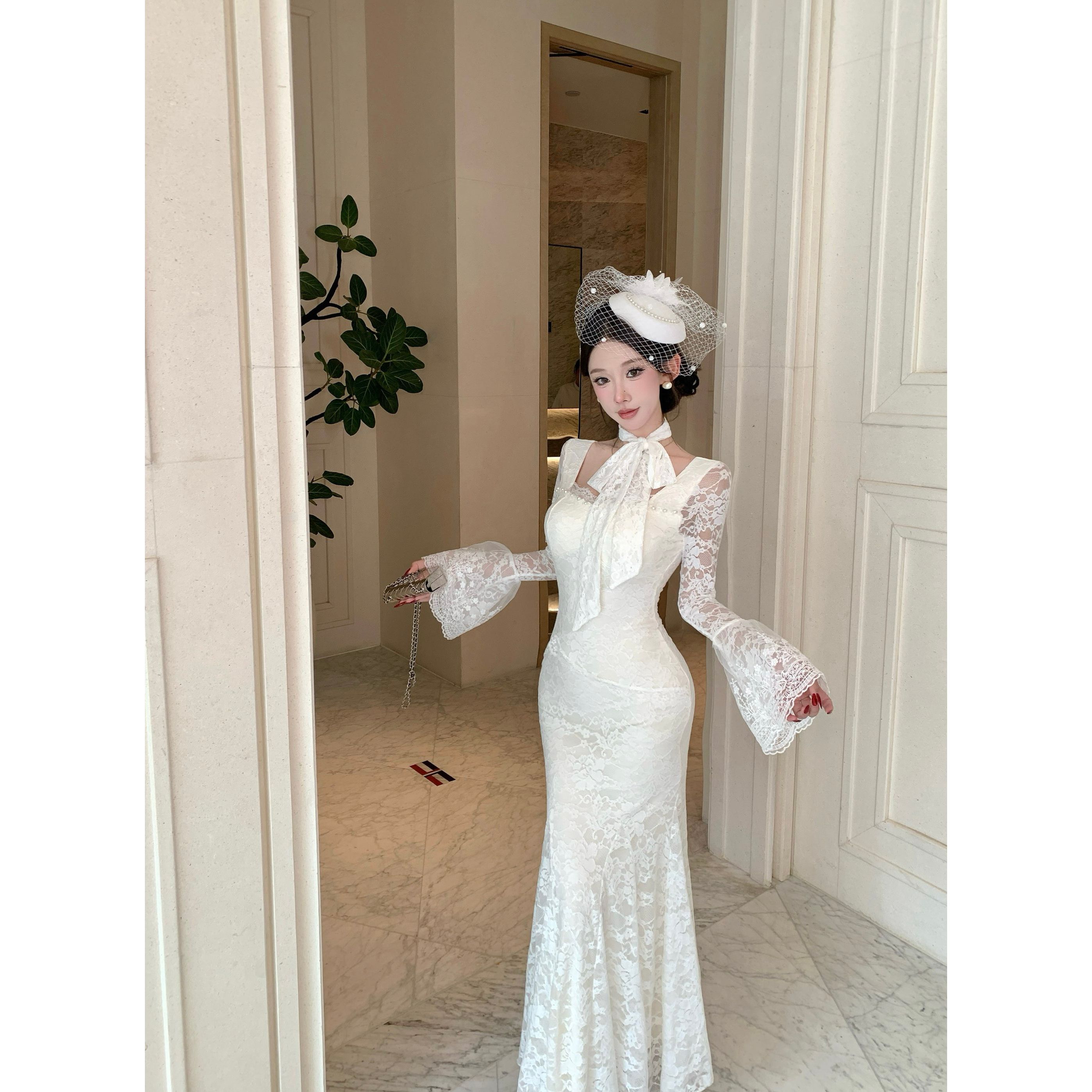 实拍  实价 高级感气质蕾丝喇叭袖连衣裙