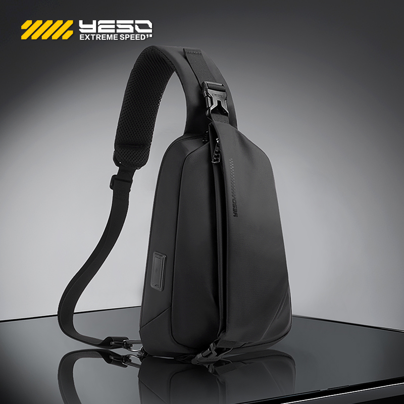 休闲男士胸包时尚潮流防水背包