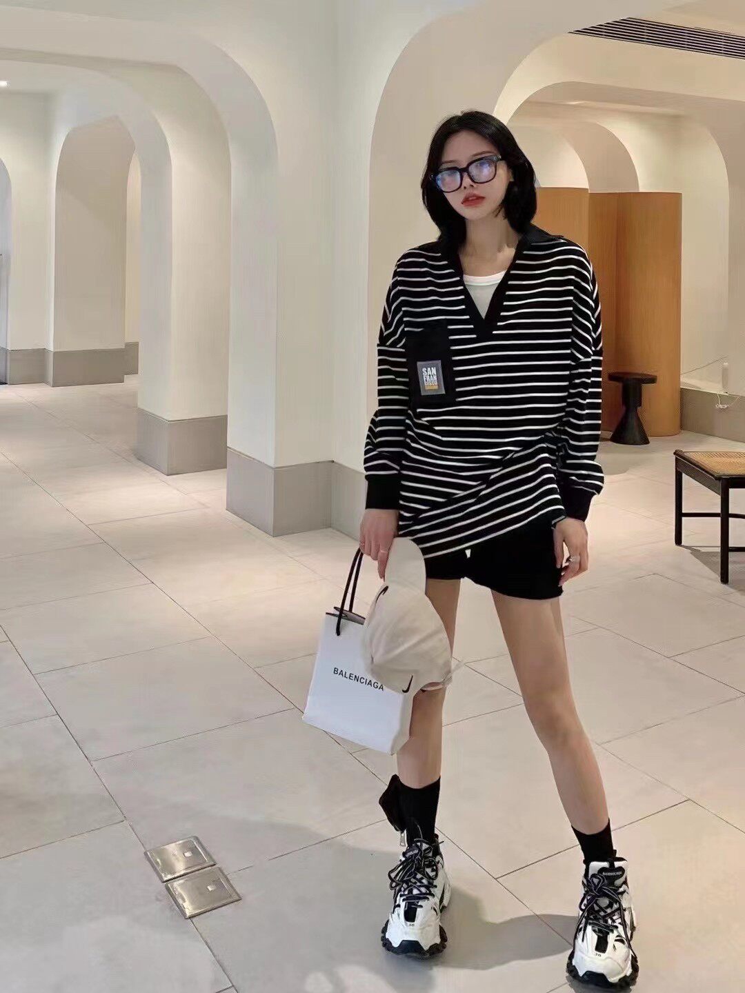 欧洲站薄版条紋卫衣女春秋小众中长款口袋拼接翻领上衣