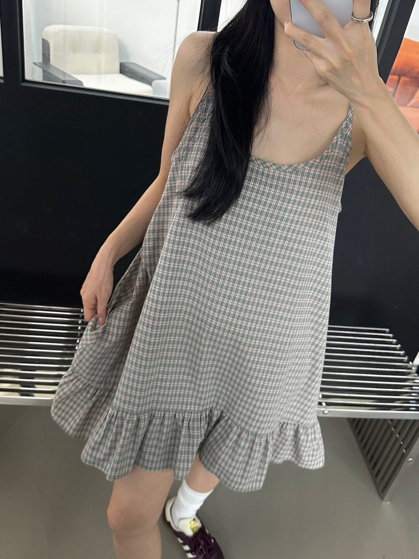 urbane Amy韩代 26早秋 东大门 格子花边 吊带连衣裙 洋气甜美