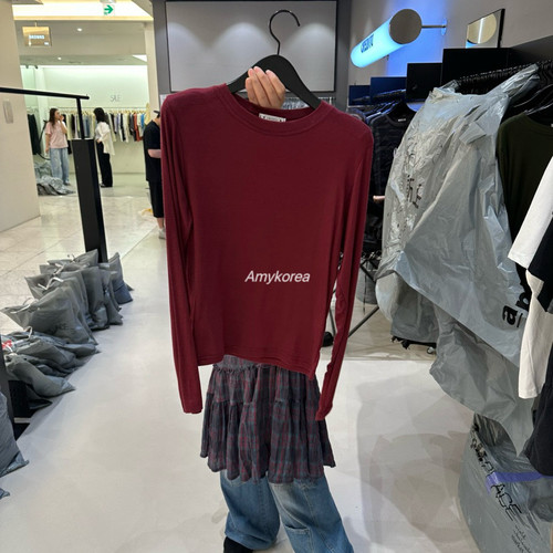 credito Amy韩代 26fw 东大门 纯色圆领 长袖T恤 修身百搭