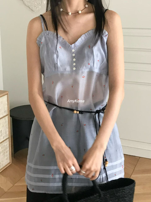 awear Amy韩代 26春夏 东大门 小碎花花边 吊带连衣裙 气质百搭