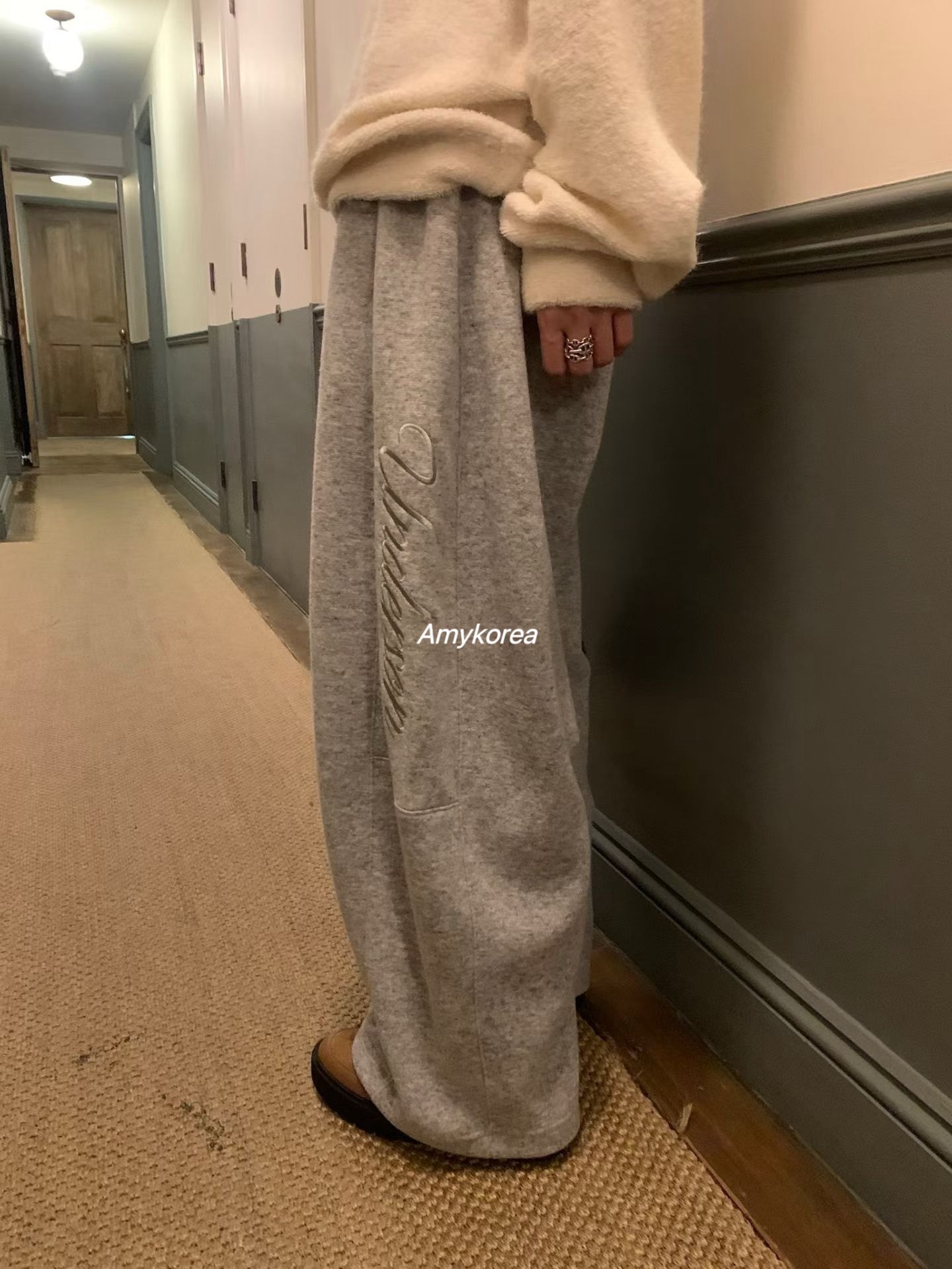 UNDERSON Amy韩代 25fw东大门纯色侧字母阔腿休闲裤长裤