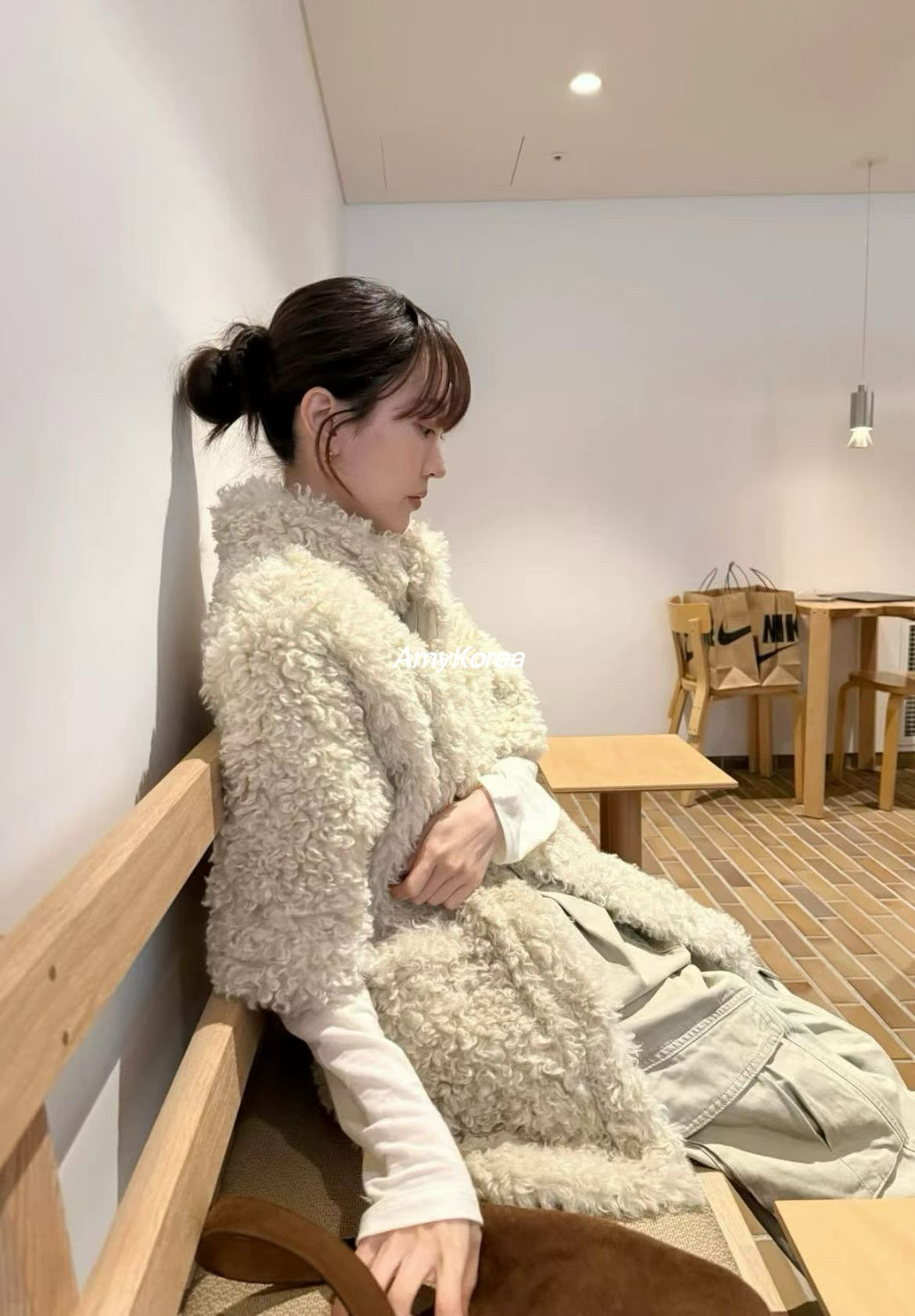 现 UM Amy韩代 25fw 东大门 纯色环保毛毛 中袖外套 时尚百搭