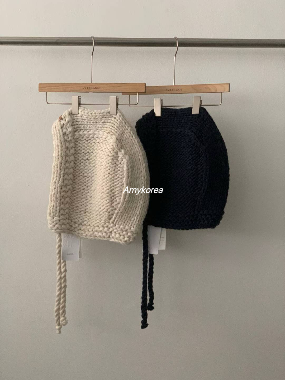 OVERTAKE Amy韩代 25fw 东大门 纯色粗棒针 铃铛手工针织帽子百搭
