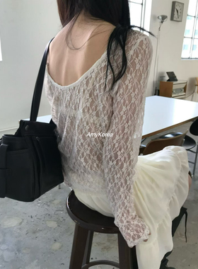 aube Amy韩代 26早春 东大门 蕾丝透视 后U领 打底长袖t恤 洋气