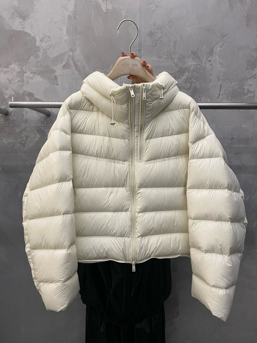 the vetiver Amy韩代 26fw 东大门 纯色连帽 羽绒服 洋气百搭