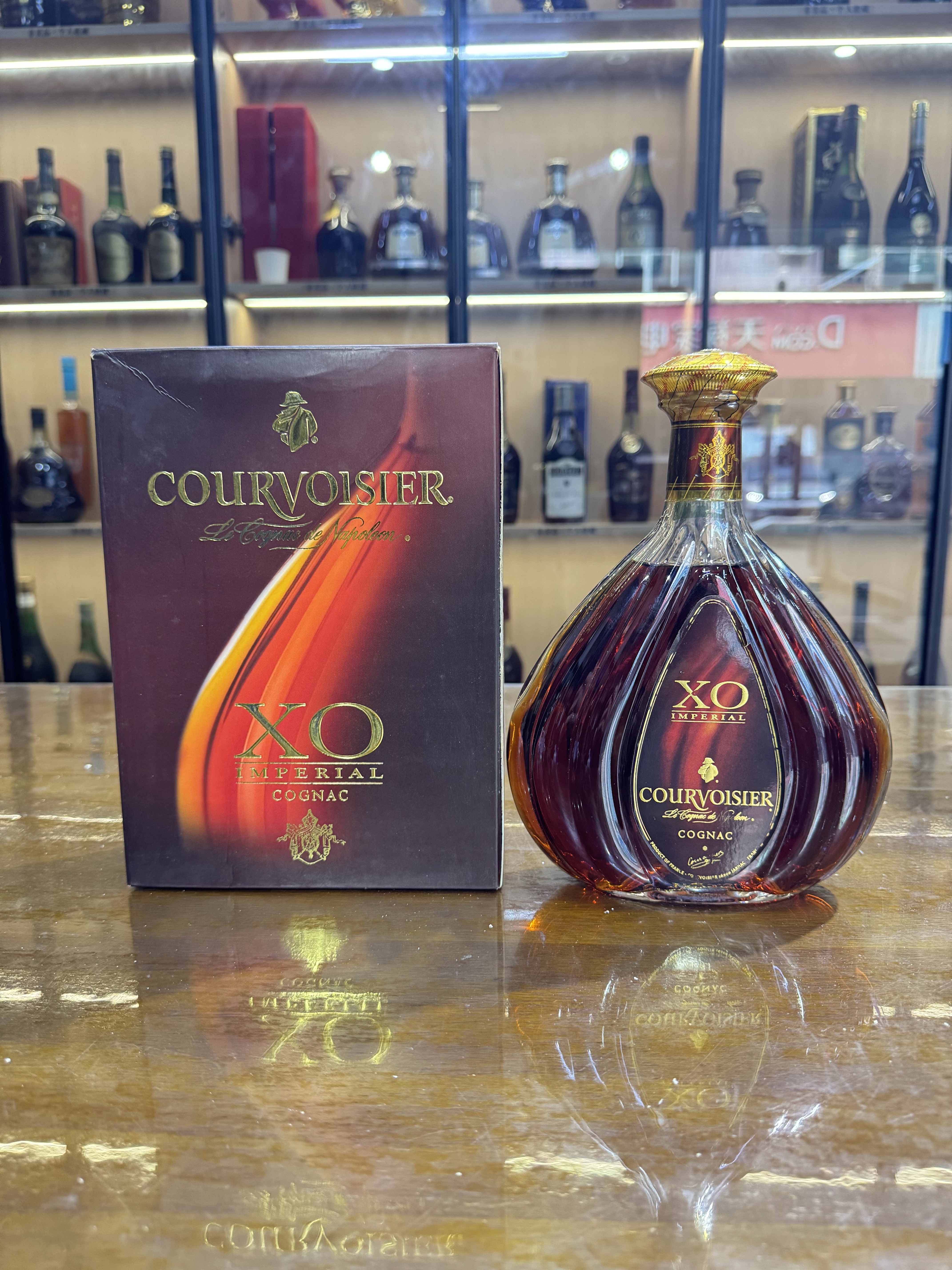 拿破仑XO干邑白兰地700毫升05~07年（轻微岁月痕迹）