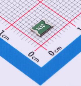 MINISMDC300F-2 自恢复保险丝 6V 3A 1812自恢复